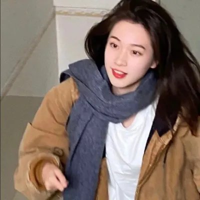 分裂的天空 海报