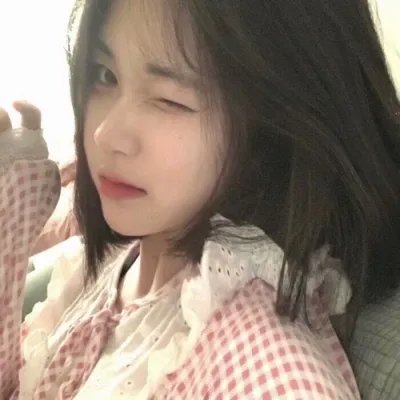 爱慕 海报